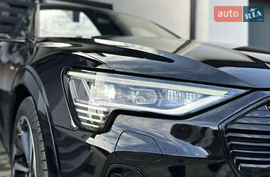 Внедорожник / Кроссовер Audi e-tron Sportback 2021 в 