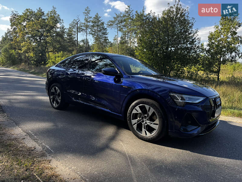 Позашляховик / Кросовер Audi e-tron Sportback 2021 в Києві фото 4 Позашляховик / Кросовер Audi e-tron Sportback 2021 в Києві
