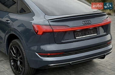 Внедорожник / Кроссовер Audi e-tron Sportback 2022 в 