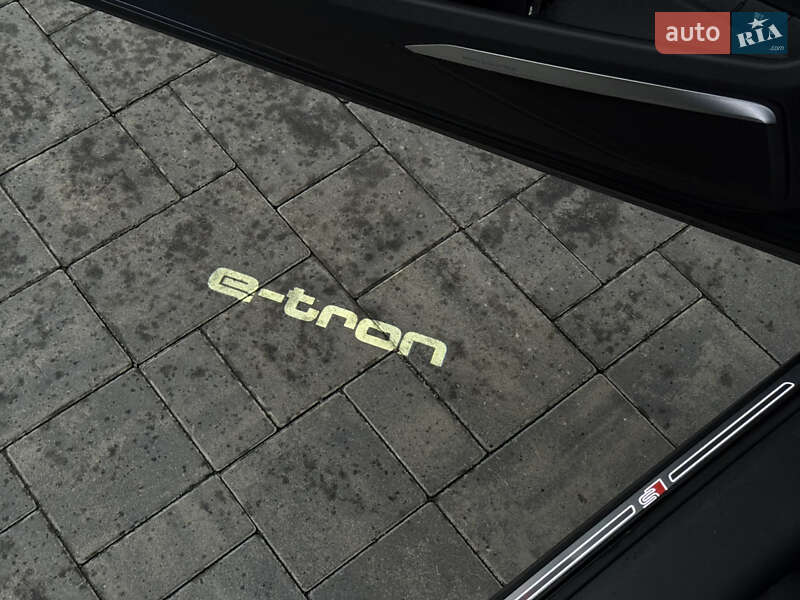 Внедорожник / Кроссовер Audi e-tron Sportback 2022 в Луцке