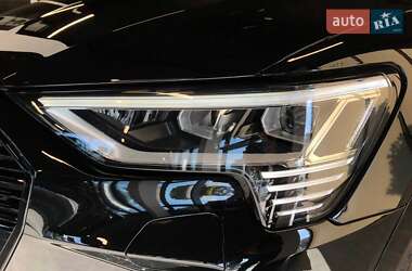 Позашляховик / Кросовер Audi e-tron Sportback 2021 в  фото 15 Позашляховик / Кросовер Audi e-tron Sportback 2021 в