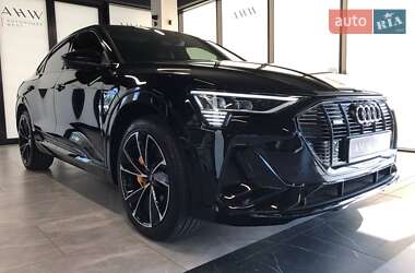 Позашляховик / Кросовер Audi e-tron Sportback 2021 в  фото 3 Позашляховик / Кросовер Audi e-tron Sportback 2021 в