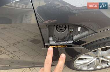 Внедорожник / Кроссовер Audi e-tron Sportback 2020 в 