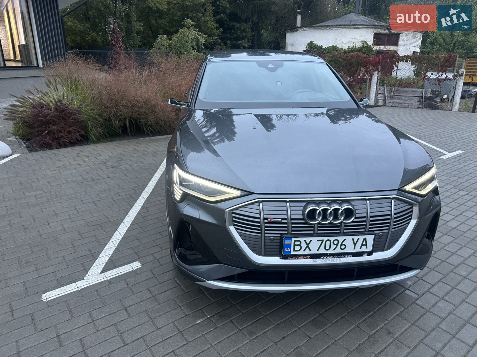 2020 Audi e-tron Sportback - мініатюра 6