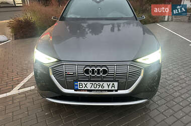 Внедорожник / Кроссовер Audi e-tron Sportback 2020 в 