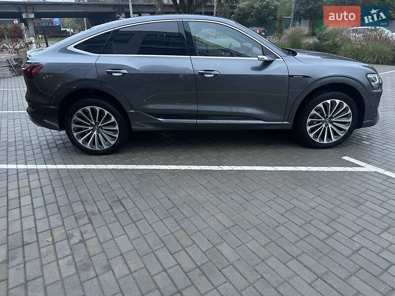 Позашляховик / Кросовер Audi e-tron Sportback 2020 в Хмельницькому фото 18 Позашляховик / Кросовер Audi e-tron Sportback 2020 в Хмельницькому