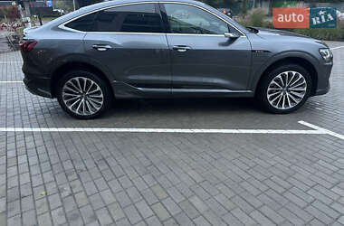 Внедорожник / Кроссовер Audi e-tron Sportback 2020 в 
