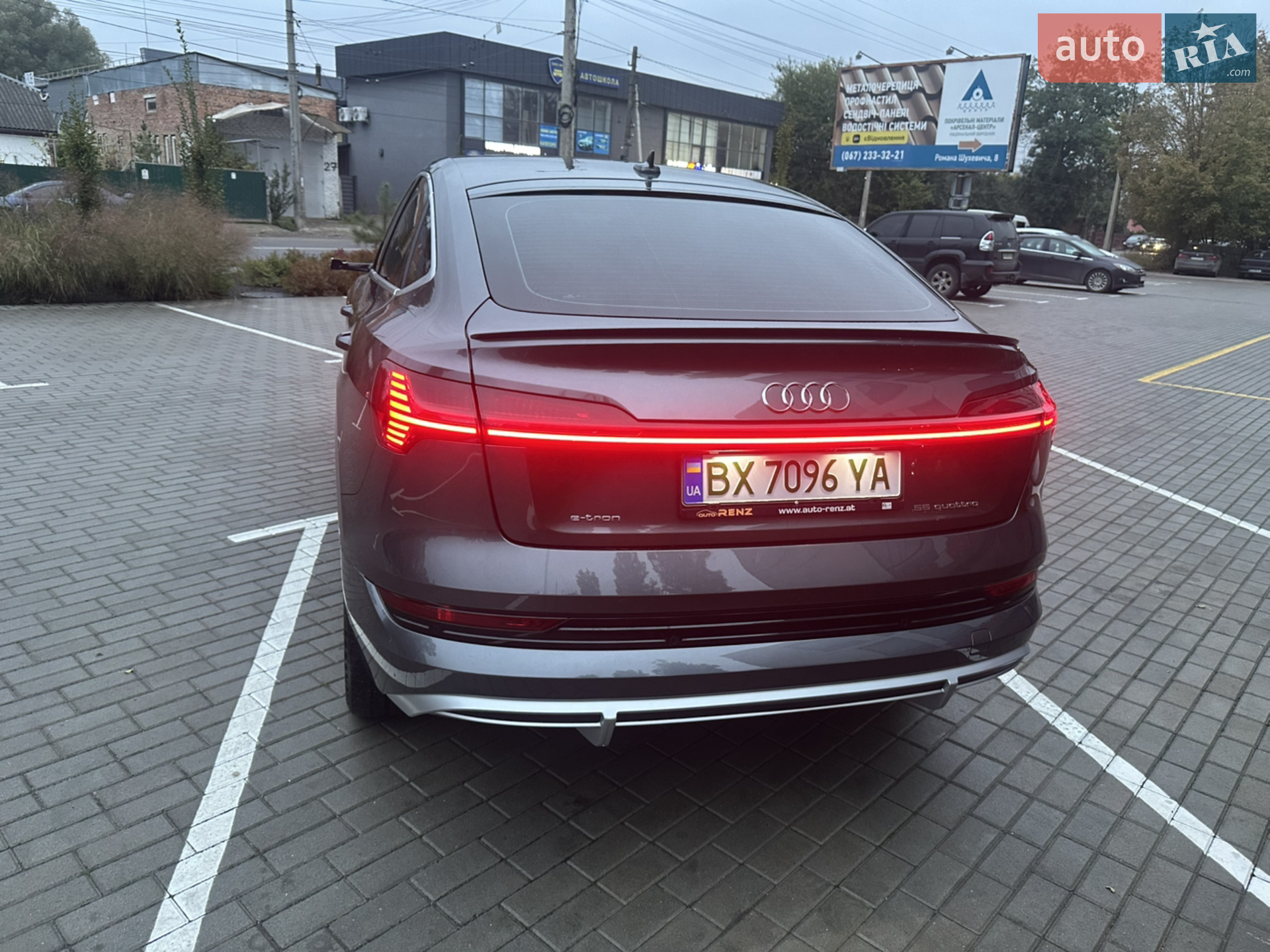 2020 Audi e-tron Sportback - мініатюра 26