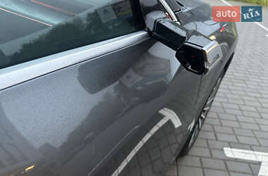 Внедорожник / Кроссовер Audi e-tron Sportback 2020 в 