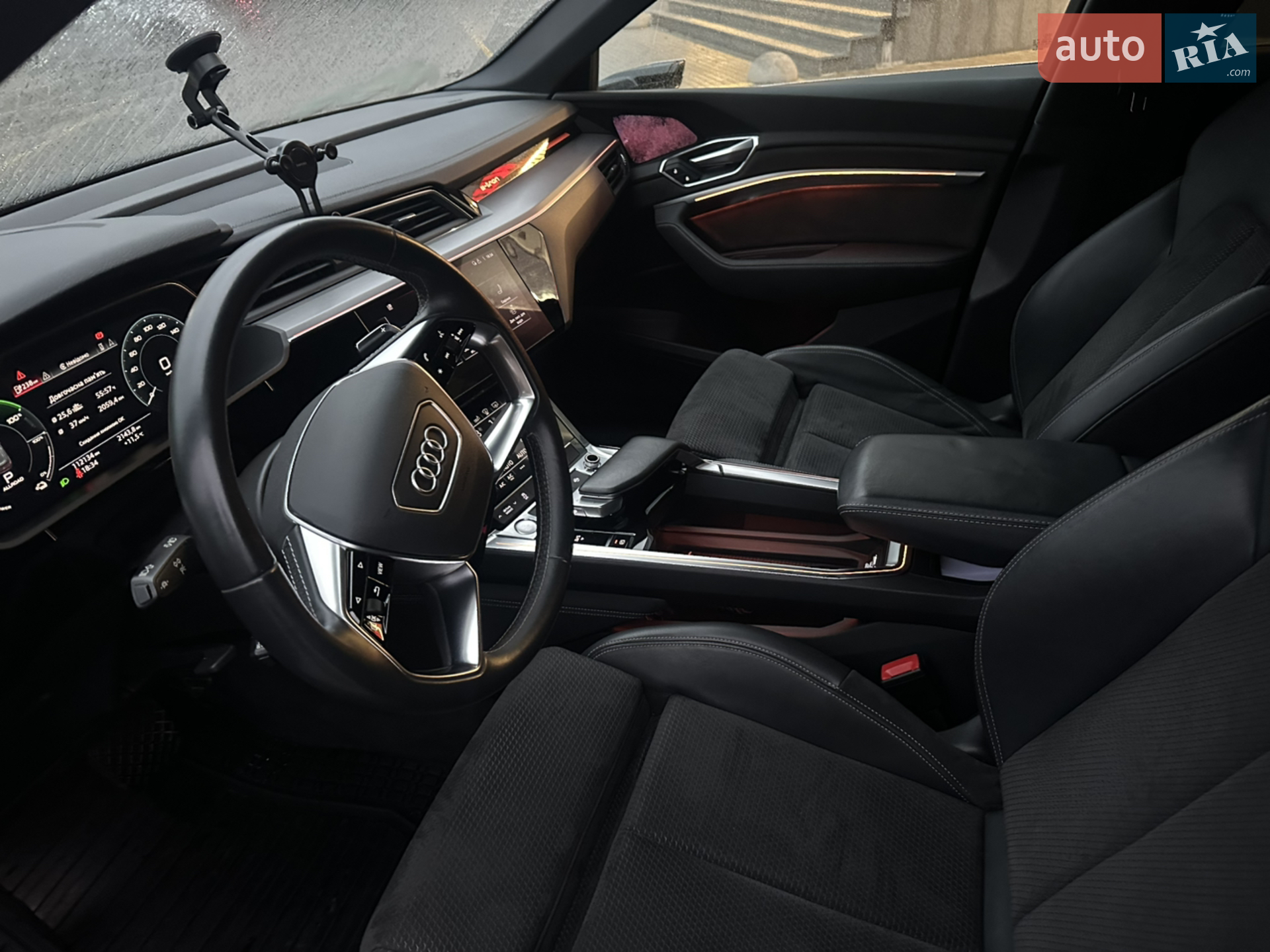 2020 Audi e-tron Sportback - мініатюра 33
