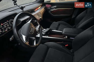Внедорожник / Кроссовер Audi e-tron Sportback 2020 в 