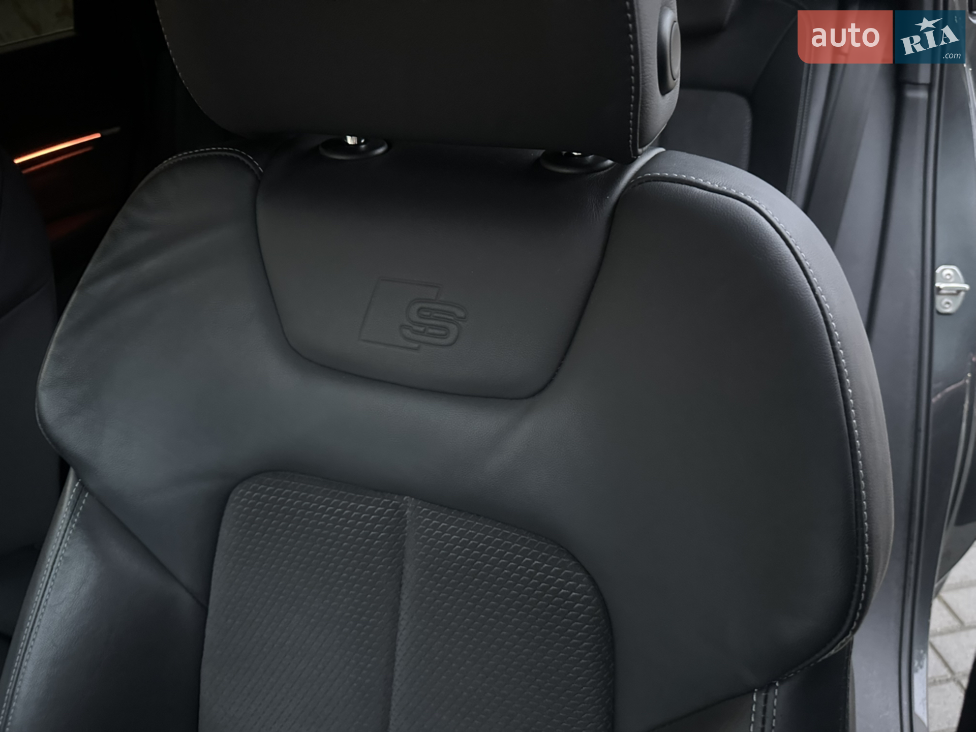 2020 Audi e-tron Sportback - мініатюра 37