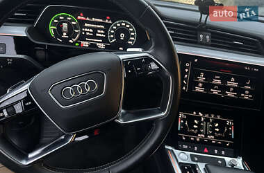 Внедорожник / Кроссовер Audi e-tron Sportback 2020 в 