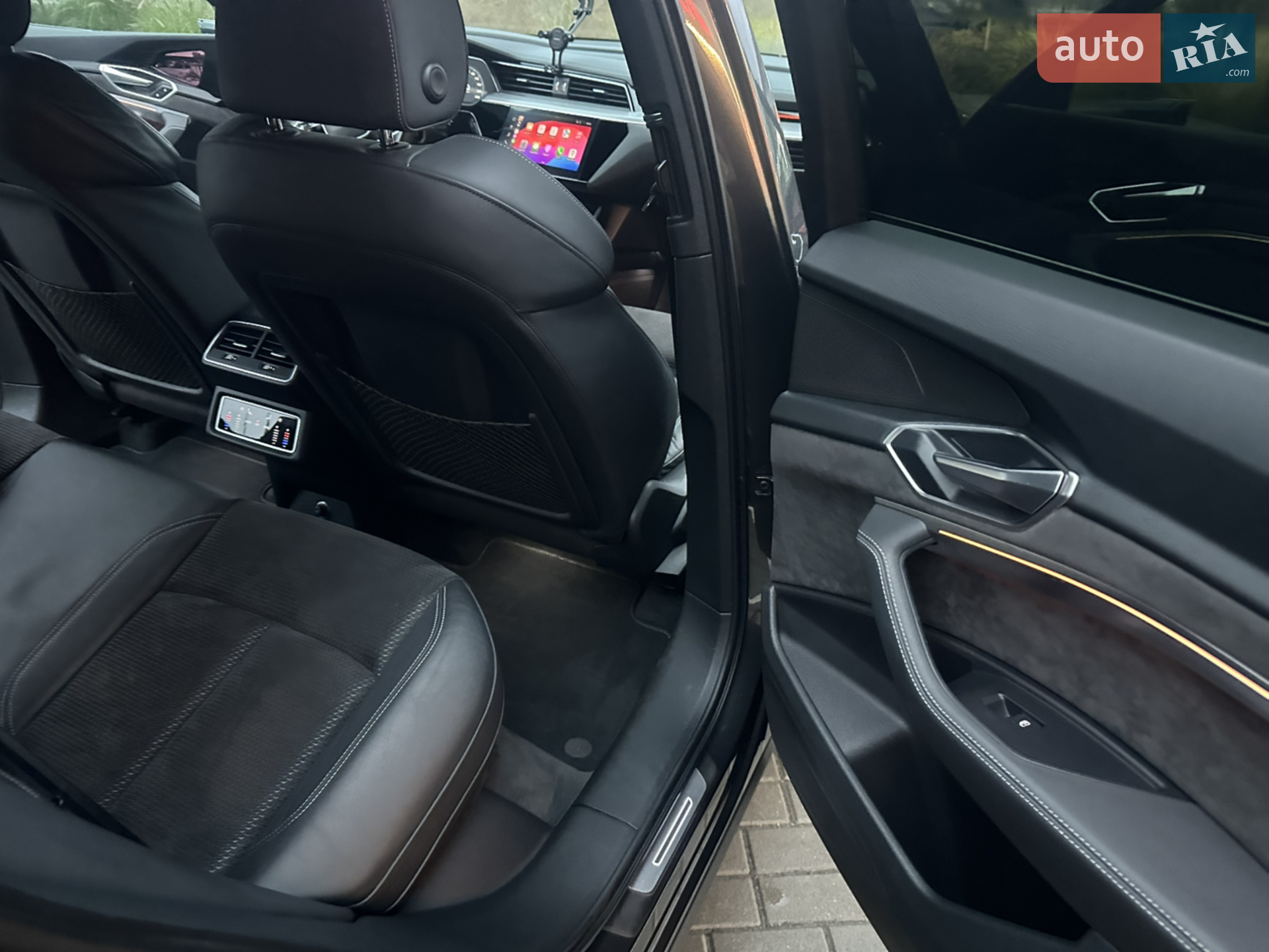 2020 Audi e-tron Sportback - мініатюра 44