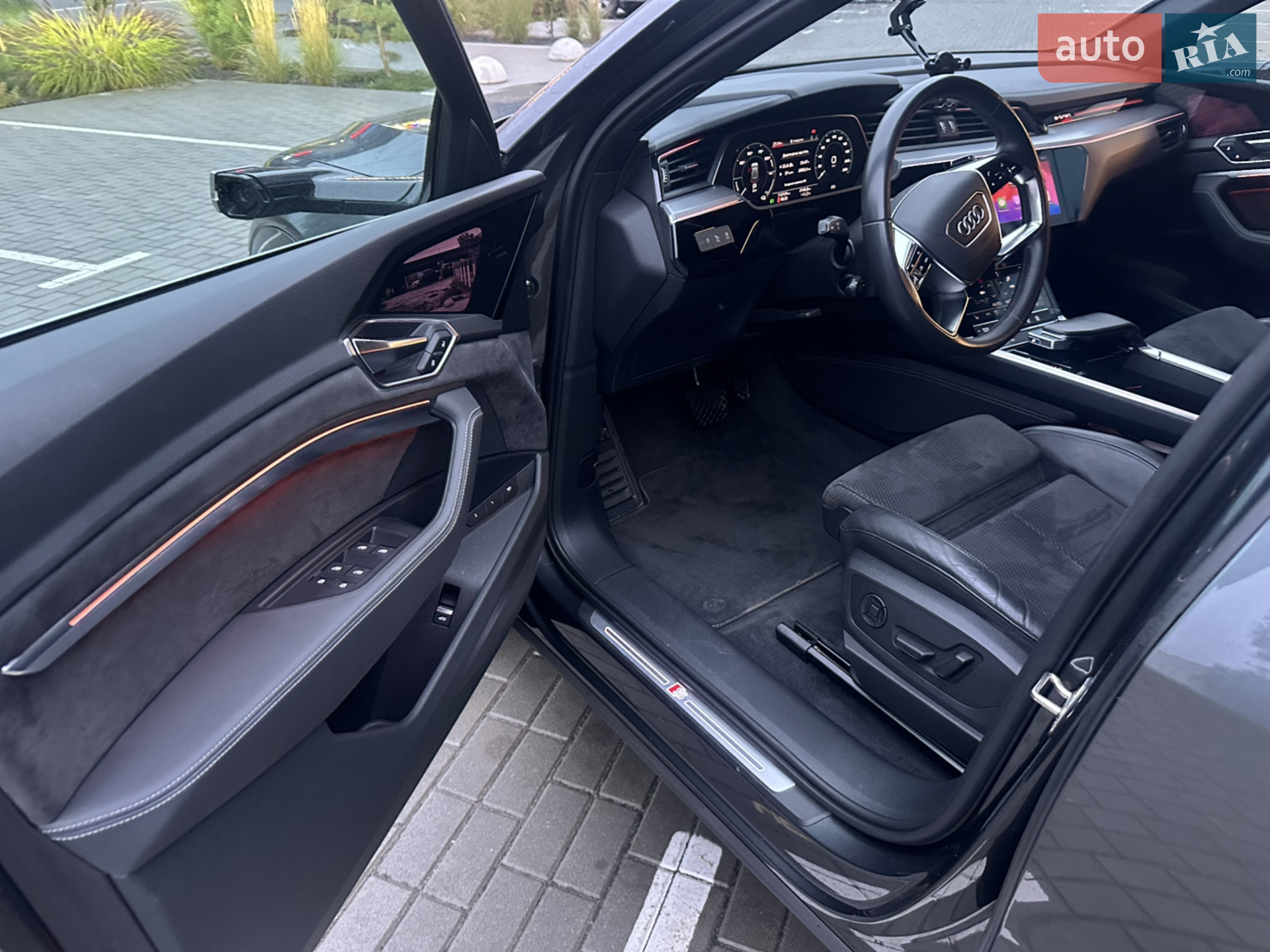 2020 Audi e-tron Sportback - мініатюра 50