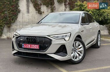 Внедорожник / Кроссовер Audi e-tron Sportback 2021 в 