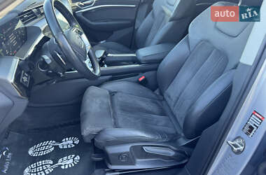 Внедорожник / Кроссовер Audi e-tron Sportback 2020 в 