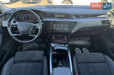 Внедорожник / Кроссовер Audi e-tron Sportback 2020 в 