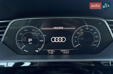 Внедорожник / Кроссовер Audi e-tron Sportback 2020 в 
