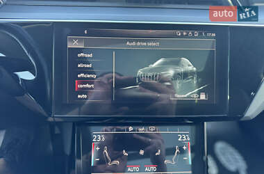 Внедорожник / Кроссовер Audi e-tron Sportback 2020 в 