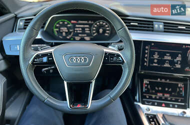 Внедорожник / Кроссовер Audi e-tron Sportback 2022 в 