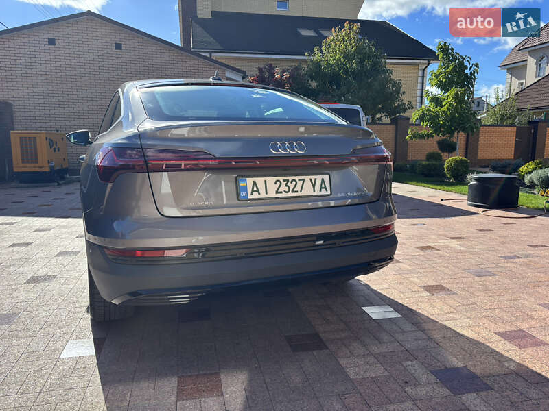 Внедорожник / Кроссовер Audi e-tron Sportback 2021 в Киеве