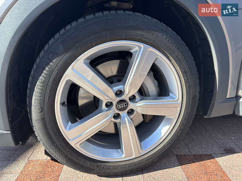 Внедорожник / Кроссовер Audi e-tron Sportback 2021 в Киеве