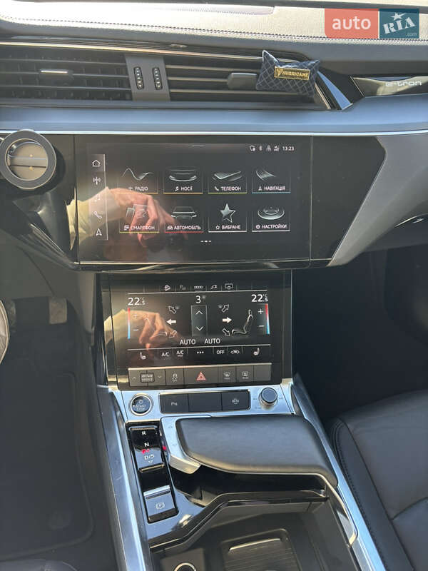Внедорожник / Кроссовер Audi e-tron Sportback 2021 в Киеве