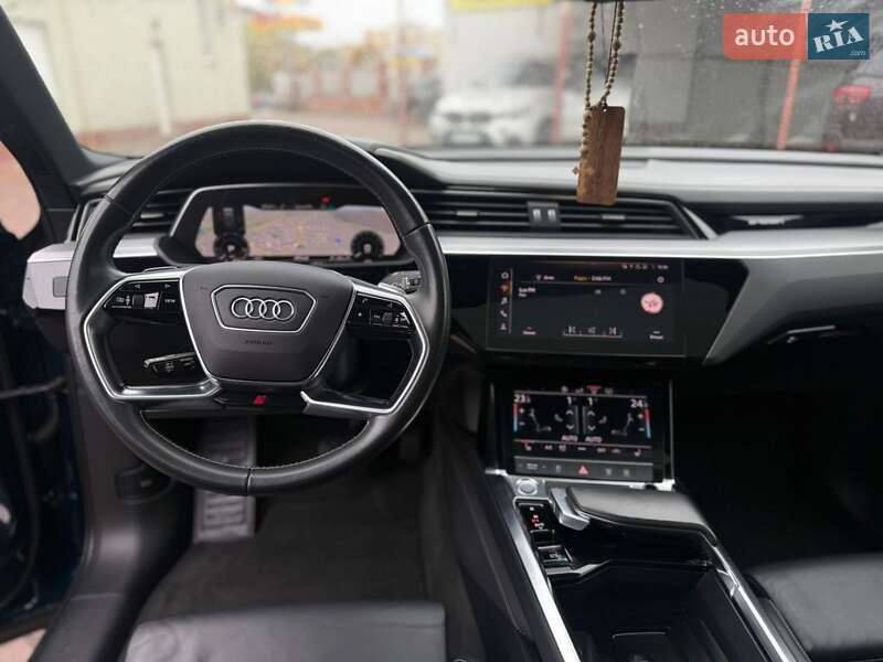 Позашляховик / Кросовер Audi e-tron Sportback 2019 в Івано-Франківську