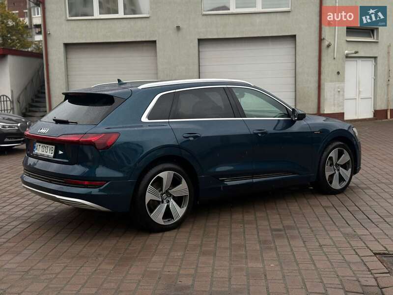 Позашляховик / Кросовер Audi e-tron Sportback 2019 в Івано-Франківську