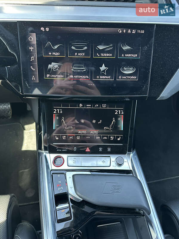 Внедорожник / Кроссовер Audi e-tron Sportback 2022 в Киеве
