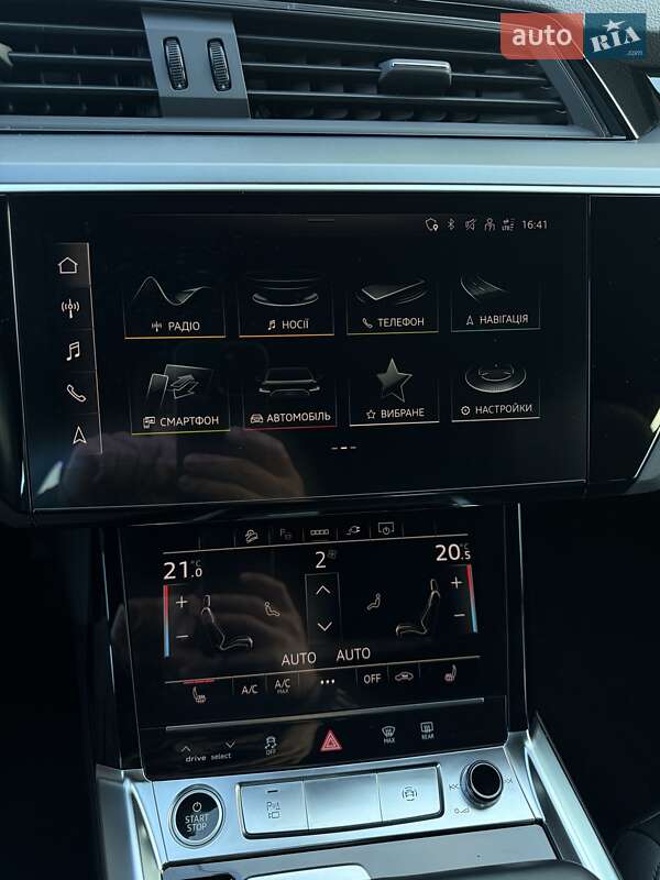 Внедорожник / Кроссовер Audi e-tron Sportback 2020 в Коломые