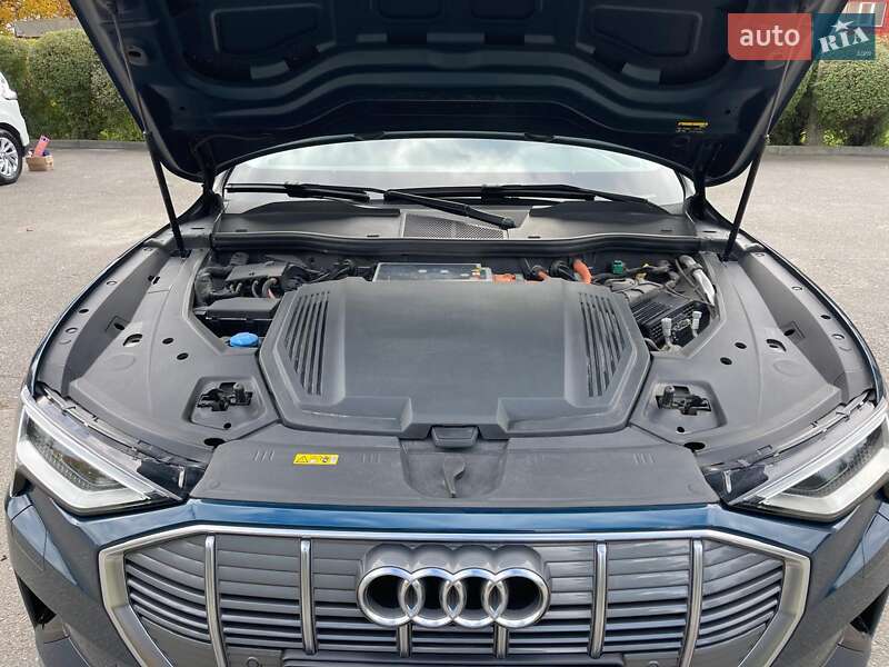 Внедорожник / Кроссовер Audi e-tron Sportback 2020 в Тернополе