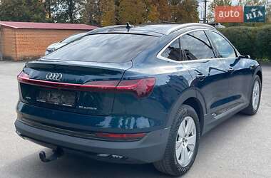 Позашляховик / Кросовер Audi e-tron Sportback 2020 в 