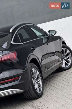 Внедорожник / Кроссовер Audi e-tron Sportback 2021 в 