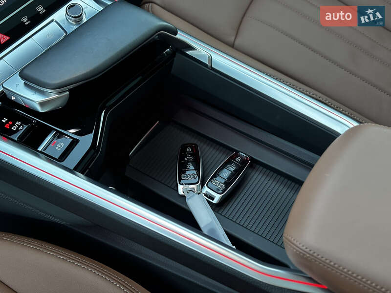 Внедорожник / Кроссовер Audi e-tron Sportback 2021 в Львове