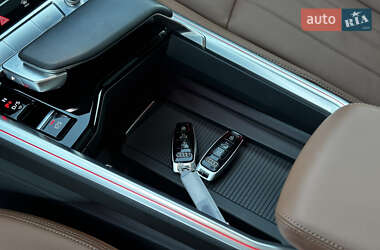 Внедорожник / Кроссовер Audi e-tron Sportback 2021 в 