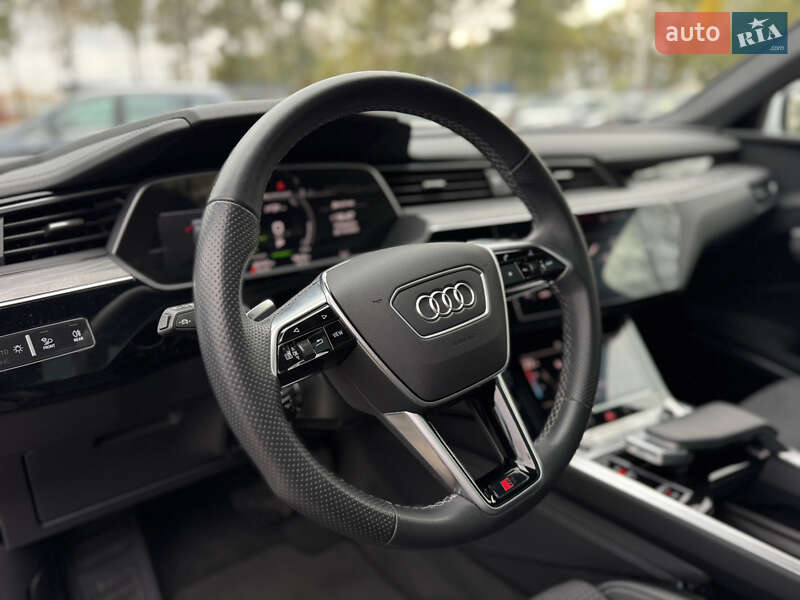 Позашляховик / Кросовер Audi e-tron Sportback 2022 в Умані фото 13 Позашляховик / Кросовер Audi e-tron Sportback 2022 в Умані