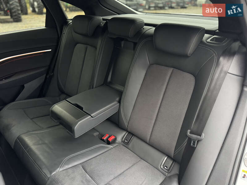 Позашляховик / Кросовер Audi e-tron Sportback 2022 в Умані фото 30 Позашляховик / Кросовер Audi e-tron Sportback 2022 в Умані