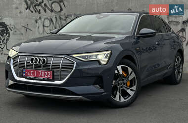 Позашляховик / Кросовер Audi e-tron Sportback 2021 в  фото 8 Позашляховик / Кросовер Audi e-tron Sportback 2021 в