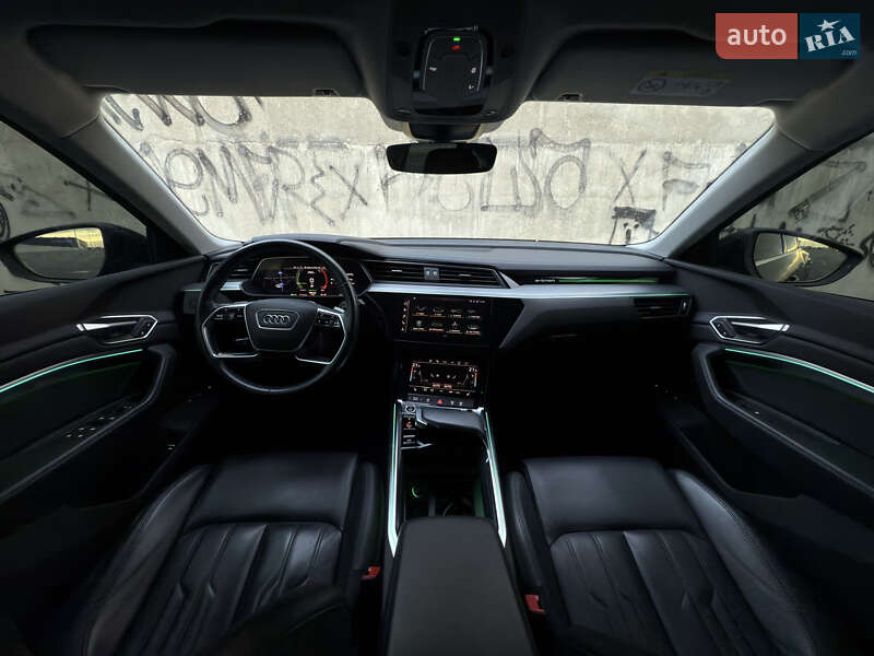 Позашляховик / Кросовер Audi e-tron Sportback 2021 в Львові фото 59 Позашляховик / Кросовер Audi e-tron Sportback 2021 в Львові