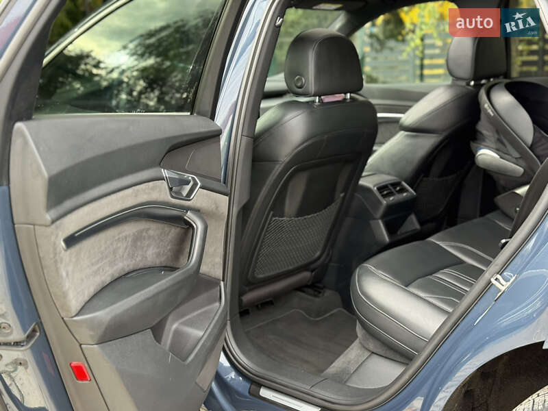Позашляховик / Кросовер Audi e-tron Sportback 2021 в Львові фото 33 Позашляховик / Кросовер Audi e-tron Sportback 2021 в Львові