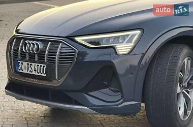 Внедорожник / Кроссовер Audi e-tron Sportback 2021 в 