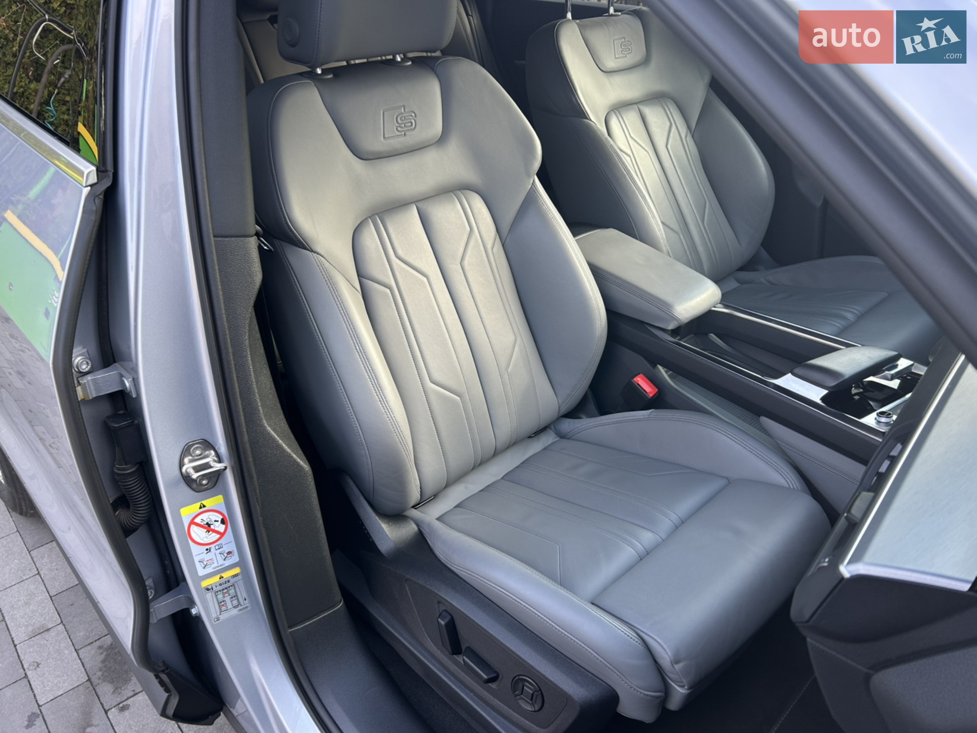 2022 Audi e-tron Sportback - мініатюра 16