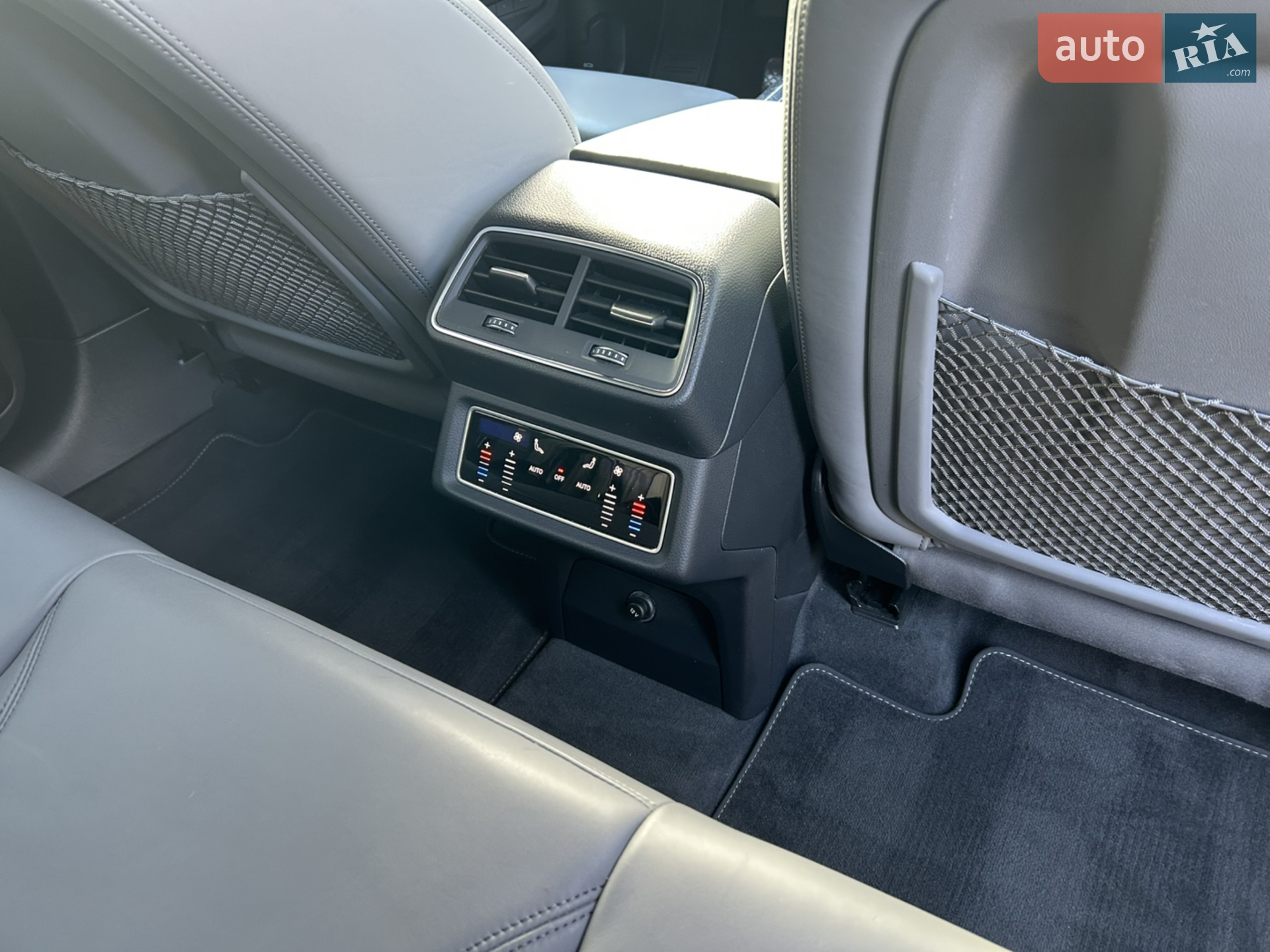 2022 Audi e-tron Sportback - мініатюра 15