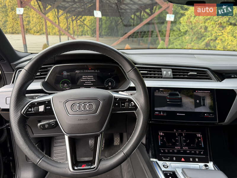 Позашляховик / Кросовер Audi e-tron Sportback 2022 в Львові фото 36 Позашляховик / Кросовер Audi e-tron Sportback 2022 в Львові
