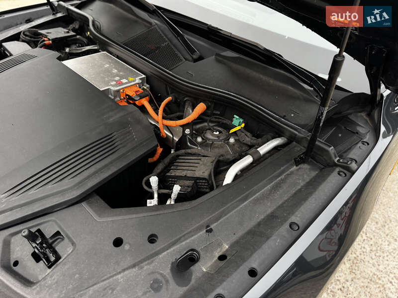 Внедорожник / Кроссовер Audi e-tron Sportback 2023 в Житомире фото 64 Внедорожник / Кроссовер Audi e-tron Sportback 2023 в Житомире