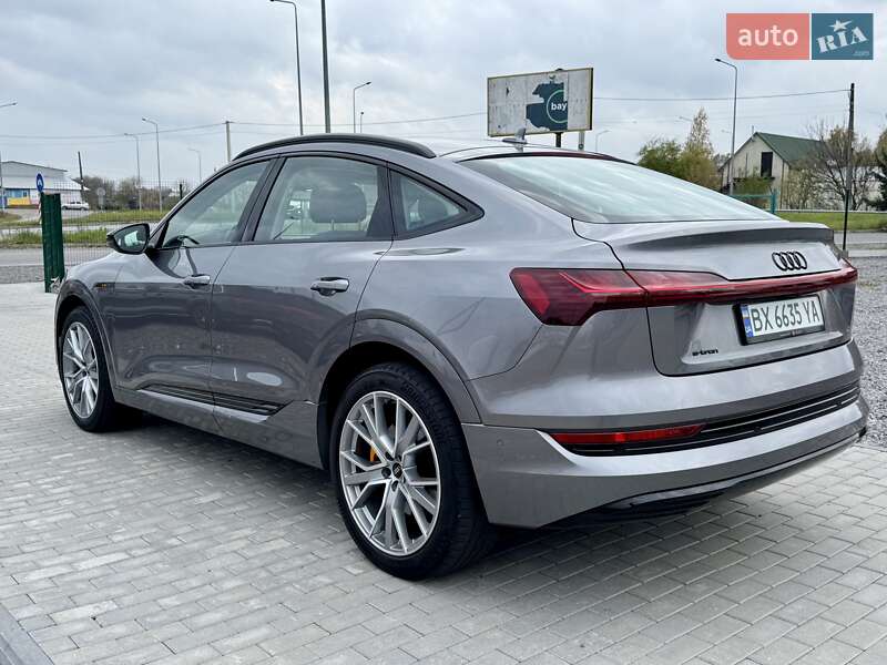 Позашляховик / Кросовер Audi e-tron Sportback 2022 в Хмельницькому
