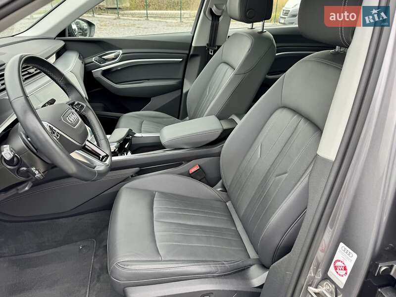 Позашляховик / Кросовер Audi e-tron Sportback 2022 в Хмельницькому