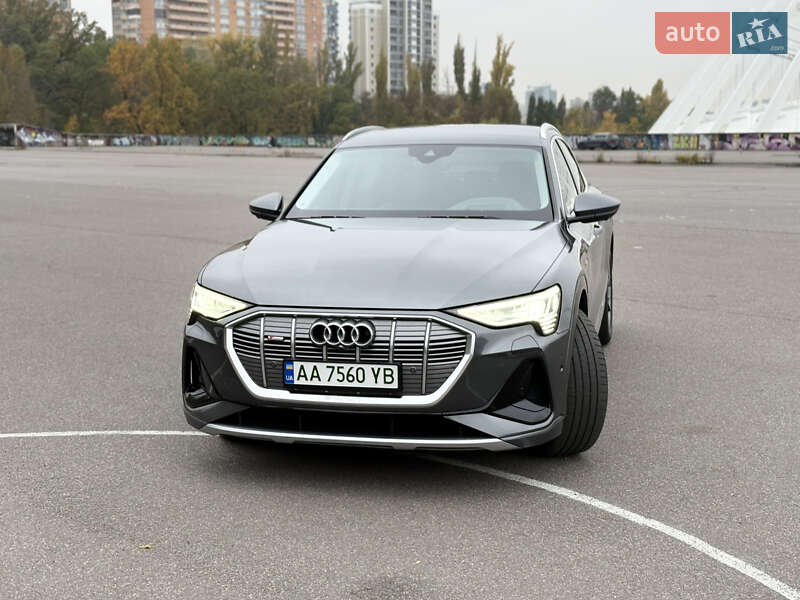 Внедорожник / Кроссовер Audi e-tron Sportback 2020 в Киеве